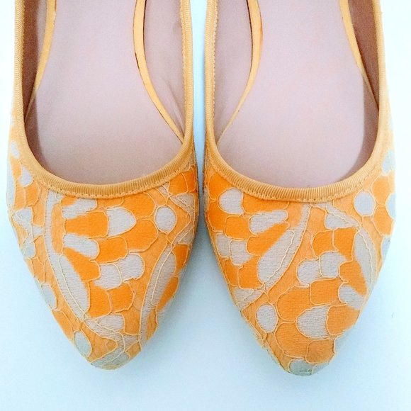 ANTHROPOLOGIE YELLOW LACE BALLET FLATS SIZE 9M - Picture 5 of 12